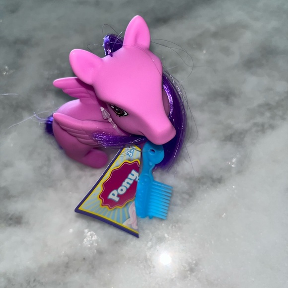 My Little Pony With Comb New with Tags - Picture 1 of 5